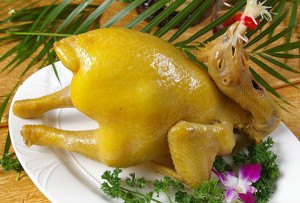 Gà luộc ngon đẹp da căng bóng và không bị nát thịt